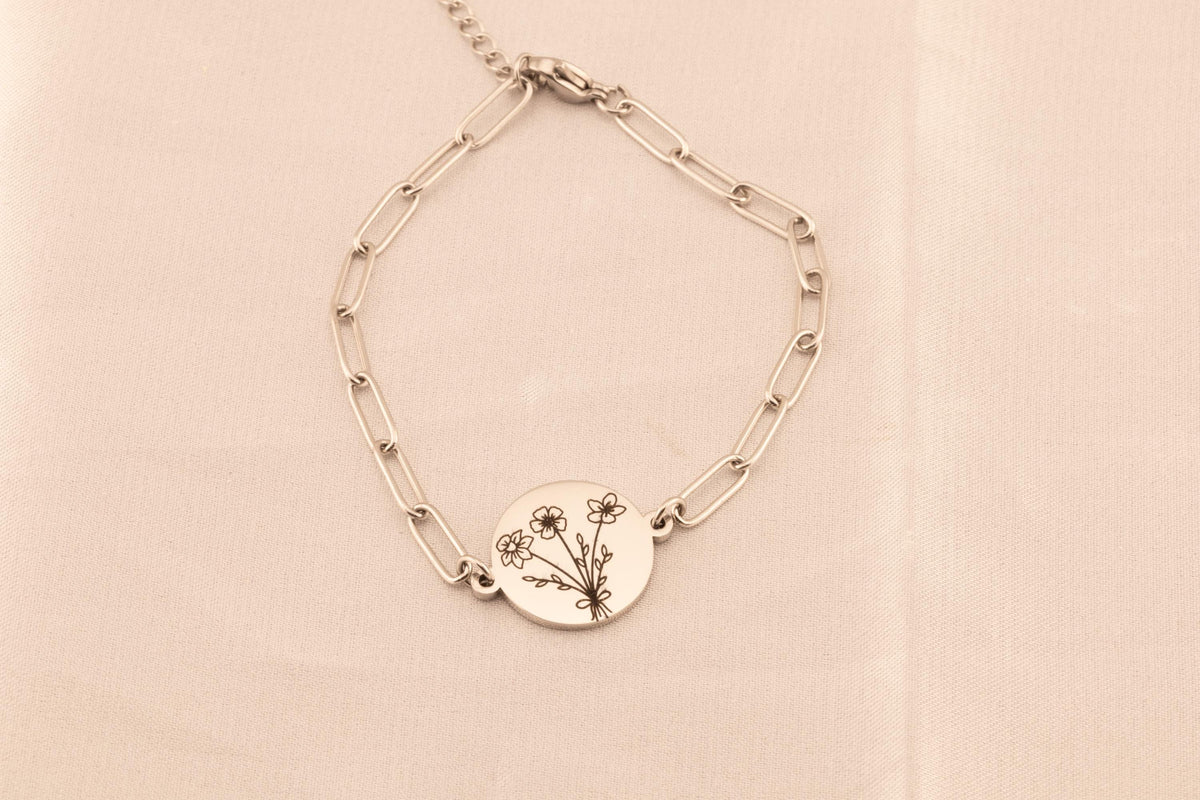 Custom Birth Flower Bouquet Bracelet: Paperclip Chain Floral Jewelry - Torianic Jewelry