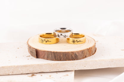 Birth Flower Ring - Bridesmaid Present - Gifts for Mom - Floral Signet Ring - Flower Jewelry - Birthday Gift - gift for her Birthday - Torianic Jewelry