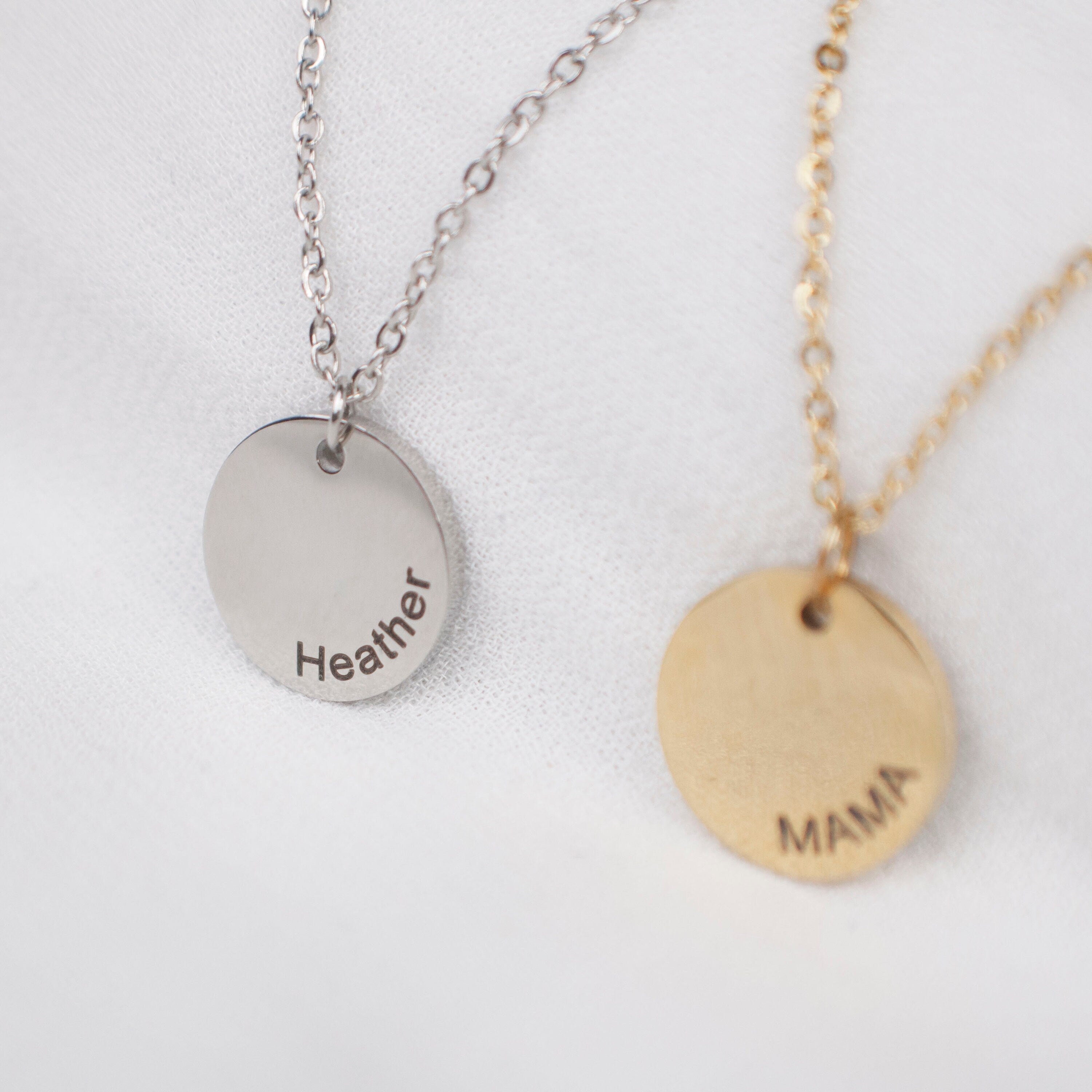 Custom Name Necklace for Mom - Personalized Gold Nameplate Jewelry - Kids Name Gift - Mother's Day - Dainty Mama Necklace - Family Disc Pendant