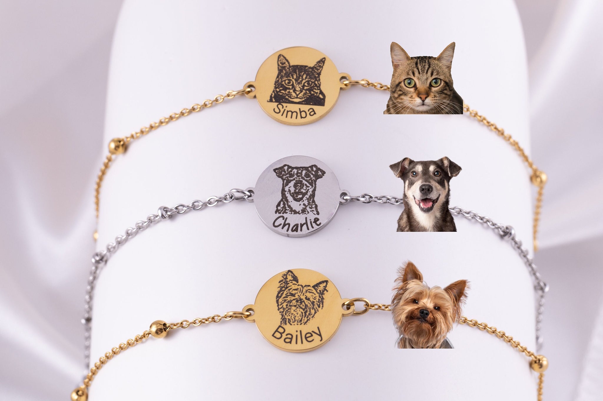 Custom pet bracelet for mom - engraved pet photo memorial - pet family portrait - dog sketch portrait - pet from photo - Cat mom